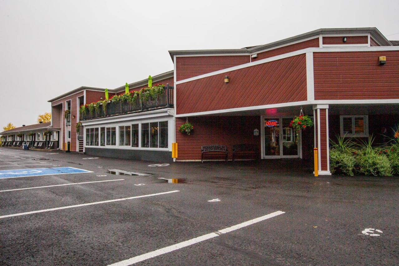 Hotel Et Motel Le Chateauguay Quebec Exteriér fotografie